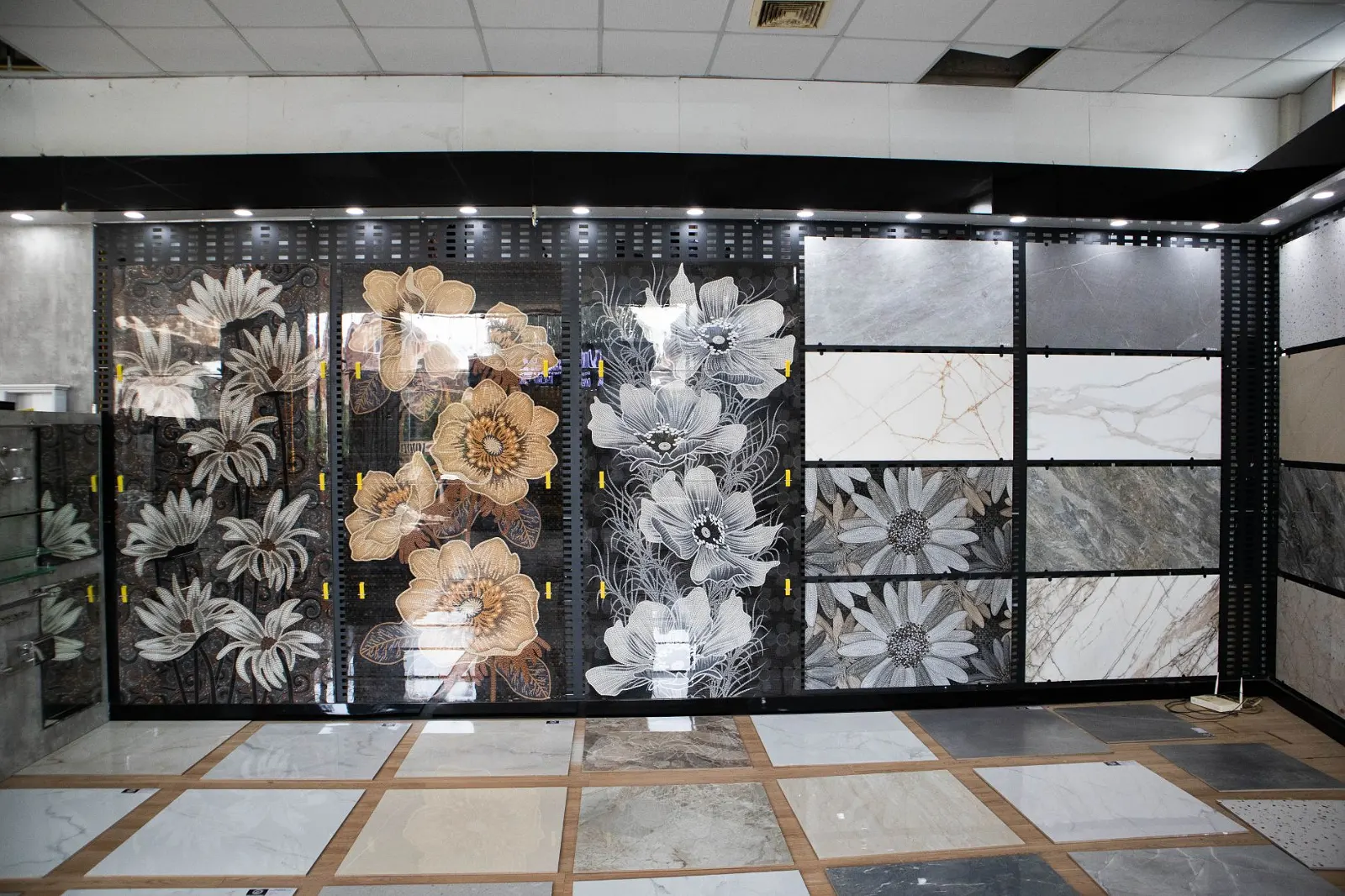 Gạch ốp lát nhập khẩu